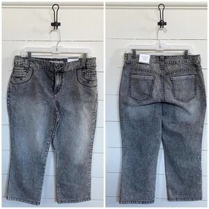 Chico’s Ultimate‎ Fit Platinum Denim Alkaline Wash Crop size 1.5 Women’s sz 10